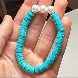 Teal clay bead bracelet with pearls